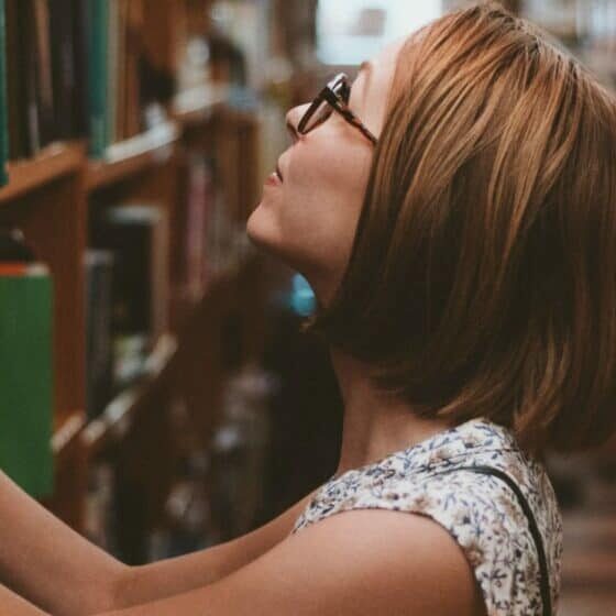 doctoral student in library